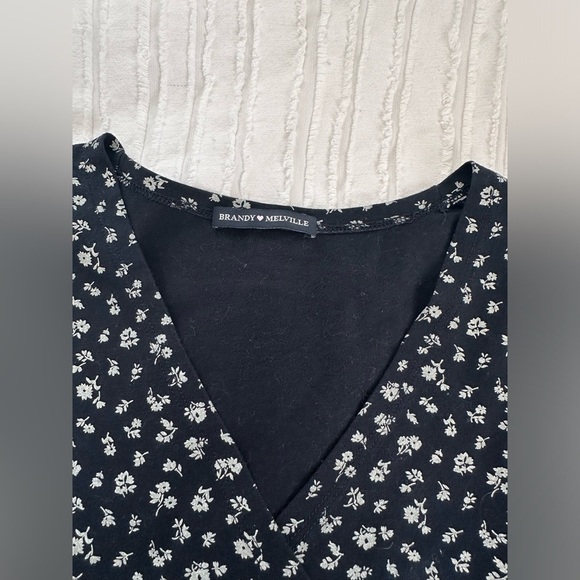Brandy Melville Amara Top OS - Picture 6 of 6